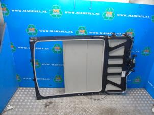 Used Sliding headliner mechanism Nissan Qashqai (J10) 1.5 dCi DPF Price on request offered by Maresia Auto Recycling B.V.