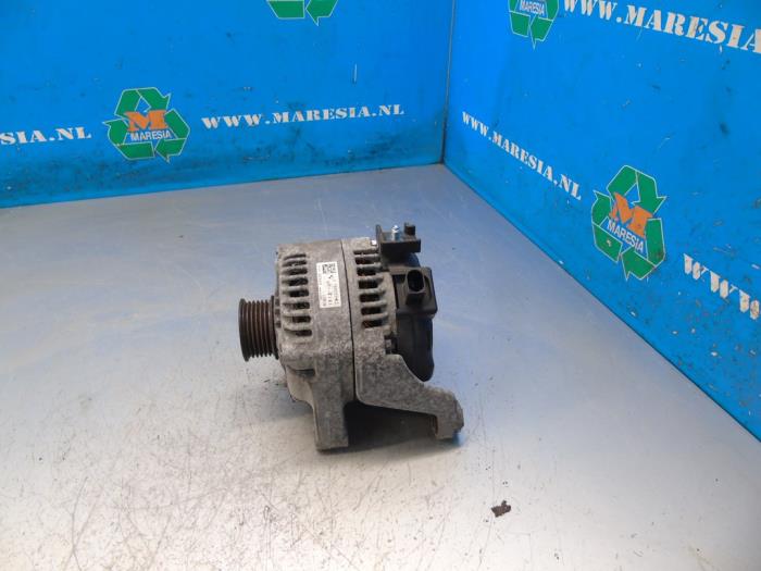 Begagnade Dynamo Mini Mini (F56) 1.5 12V Cooper Pris € 141,75 Marginaltabell erbjuds av Maresia Auto Recycling B.V.