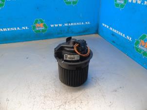 Used Heating and ventilation fan motor Renault Clio IV Estate/Grandtour (7R) 0.9 Energy TCE 75 12V Price € 49,88 Margin scheme offered by Maresia Auto Recycling B.V.