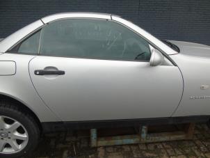 Used Door 2-door, right Mercedes SLK (R170) 2.3 230 K 16V Price € 157,50 Margin scheme offered by Maresia Auto Recycling B.V.