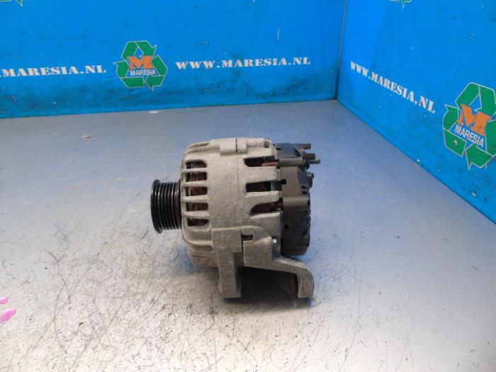Begagnade Dynamo Opel Mokka/Mokka X 1.6 16V EcoFlex 4x2 Pris € 47,25 Marginaltabell erbjuds av Maresia Auto Recycling B.V.