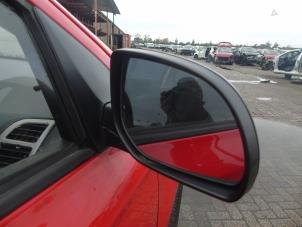 Used Wing mirror, right Hyundai i20 1.2i 16V Price € 36,75 Margin scheme offered by Maresia Auto Recycling B.V.