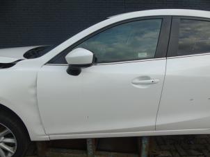 Używane Drzwi lewe przednie wersja 4-drzwiowa Mazda 3 (BM/BN) 2.0 SkyActiv-G 120 16V Cena € 315,00 Procedura marży oferowane przez Maresia Auto Recycling B.V.