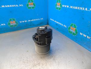 Used Heating and ventilation fan motor Renault Clio V (RJAB) 1.0 TCe 90 12V Price € 63,00 Margin scheme offered by Maresia Auto Recycling B.V.