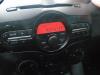 Radio/Lecteur CD d'un Mazda 2 (DE), 2007 / 2015 1.3 16V S-VT, Berline avec hayon arrière, Essence, 1.349cc, 55kW (75pk), FWD, ZJ46, 2007-10 / 2015-06, DE13K2; DE14K2; DEA3K2; DEA4K2 2011