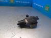 Front wiper motor from a Renault Clio V (RJAB) 1.0 TCe 90 12V 2021