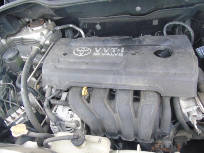 Silnik z Toyota Corolla Verso (R10/11) 1.6 16V VVT-i 2005