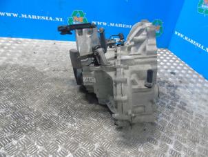 Getriebe van een Mazda 2 (DE) 1.3 16V S-VT 2011