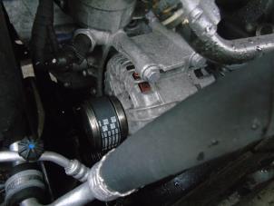 Dynamo från en Volkswagen Scirocco (137/13AD) 2.0 TSI 16V 2014