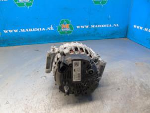 Dynamo från en Volkswagen Scirocco (137/13AD) 2.0 TSI 16V 2014