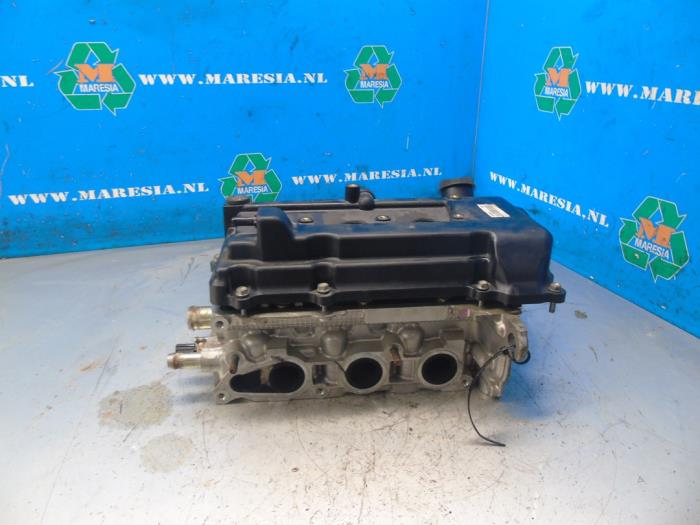 Begagnade Topplock Mitsubishi Space Star (A0) 1.0 12V Pris € 315,00 Marginaltabell erbjuds av Maresia Auto Recycling B.V.