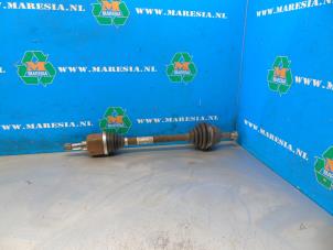 Used Front drive shaft, left Citroen C3 Picasso (SH) 1.2 12V PureTech 110 Price € 110,25 Margin scheme offered by Maresia Auto Recycling B.V.