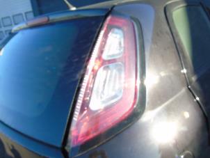 Used Taillight, right Fiat Punto Evo (199) 1.3 JTD Multijet 85 16V Euro 5 Price € 52,50 Margin scheme offered by Maresia Auto Recycling B.V.