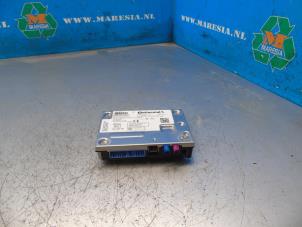 Used Antenna Amplifier Renault Clio V (RJAB) 1.0 TCe 90 12V Price € 131,25 Margin scheme offered by Maresia Auto Recycling B.V.