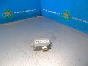 Usados Módulo de control de la batería Renault Clio V (RJAB) 1.0 TCe 90 12V Precio € 78,75 Norma de margen ofrecido por Maresia Auto Recycling B.V.