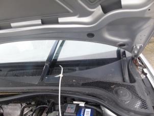Usagé Moteur essuie-glace avant Audi A3 Sportback (8PA) 1.2 TFSI Prix € 73,50 Règlement à la marge proposé par Maresia Auto Recycling B.V.