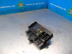 Usados Caja de fusibles Iveco Daily Precio € 157,50 Norma de margen ofrecido por Maresia Auto Recycling B.V.