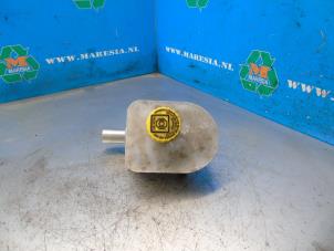 Używane Glówny cylinder hamulcowy Iveco Daily Cena € 78,75 Procedura marży oferowane przez Maresia Auto Recycling B.V.