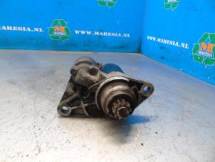 Starter from a Volkswagen Polo IV (9N1/2/3) 1.2 12V 2005