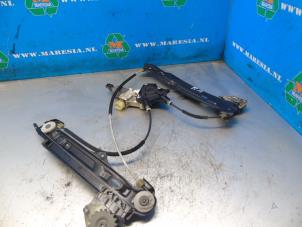 Used Rear door window mechanism 4-door, right BMW 4 serie Gran Coupe (F36) 430i 2.0 16V Price € 65,63 Margin scheme offered by Maresia Auto Recycling B.V.
