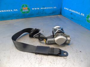 Used Front seatbelt, left Peugeot 3008 Price € 152,25 Margin scheme offered by Maresia Auto Recycling B.V.