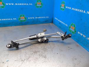 Used Wiper motor + mechanism Opel Corsa F (UB/UH/UP) Electric 50kWh Price € 94,50 Margin scheme offered by Maresia Auto Recycling B.V.