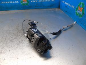 Used Front door lock mechanism 4-door, right Opel Corsa F (UB/UH/UP) Electric 50kWh Price € 52,50 Margin scheme offered by Maresia Auto Recycling B.V.