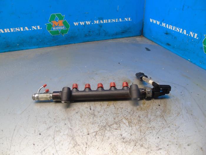 Usagé Système d'injection Opel Astra K 1.6 CDTI 110 16V Prix € 52,50 Règlement à la marge proposé par Maresia Auto Recycling B.V.