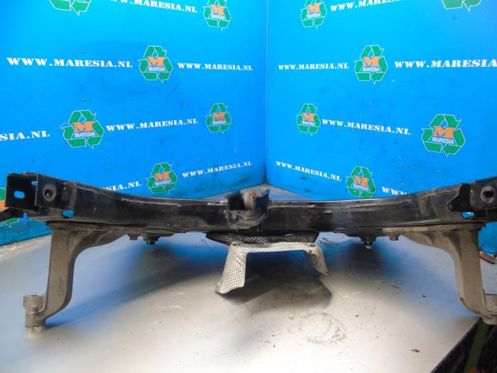 Subframe from a Renault Clio V (RJAB) 1.0 TCe 100 12V Bi-Fuel 2020