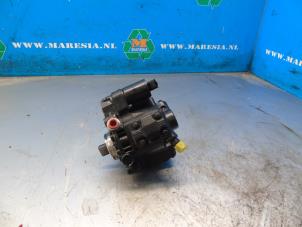 Used Mechanical fuel pump Volvo V50 (MW) 2.0 D 16V Price € 210,00 Margin scheme offered by Maresia Auto Recycling B.V.