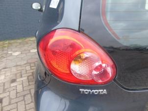 Usagé Feu arrière gauche Toyota Aygo (B10) 1.0 12V VVT-i Prix € 36,75 Règlement à la marge proposé par Maresia Auto Recycling B.V.