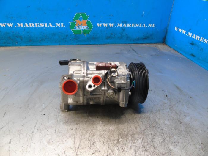 Air conditioning pump from a Skoda Fabia IV (PJ3) 1.0 TSI 12V 2023