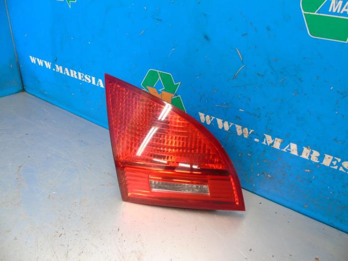 Taillight, left from a Kia Venga 1.4 CRDi 16V 2011