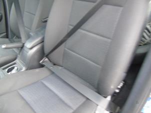 Usados Cinturón de seguridad izquierda delante Mercedes A (W169) 1.7 A-170 5-Drs. Precio € 52,50 Norma de margen ofrecido por Maresia Auto Recycling B.V.