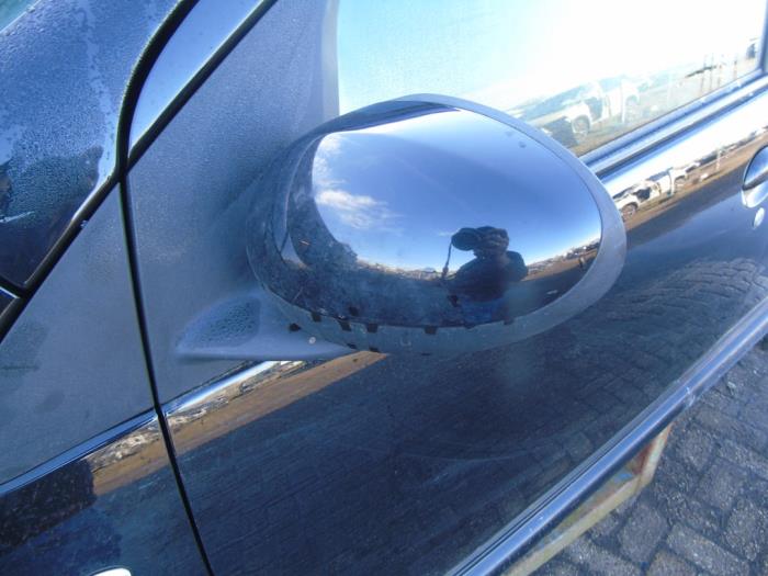 Außenspiegel links van een Toyota Aygo (B10) 1.0 12V VVT-i 2011