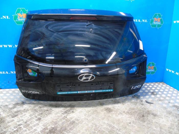 Tailgate from a Hyundai i20 (GBB) 1.2i 16V 2020
