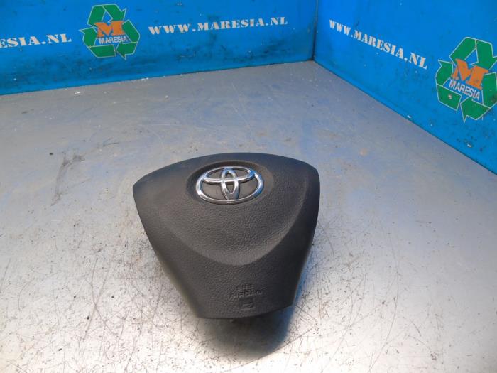 Airbag izquierda (volante) de un Toyota Aygo (B10) 1.0 12V VVT-i 2013