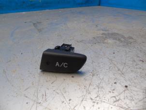 Used Air conditioning switch Toyota Aygo (B10) 1.0 12V VVT-i Price € 13,13 Margin scheme offered by Maresia Auto Recycling B.V.