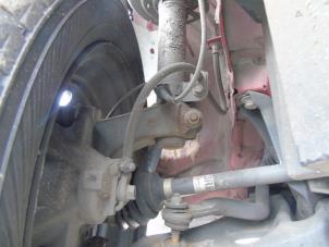 Usagé Arbre de transmission avant droit Toyota Aygo (B40) 1.0 12V VVT-i Prix € 78,75 Règlement à la marge proposé par Maresia Auto Recycling B.V.