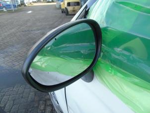 Gebrauchte Außenspiegel links Fiat 500 (312) 1.0 Hybrid Preis € 78,75 Margenregelung angeboten von Maresia Auto Recycling B.V.
