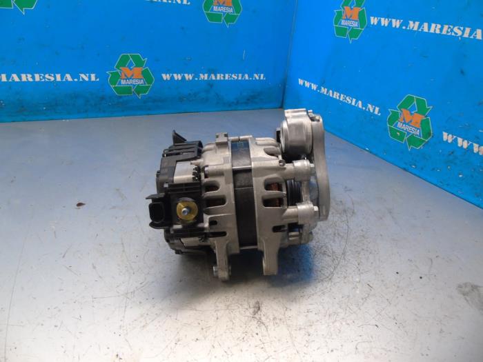 Begagnade Dynamo Fiat 500 (312) 1.0 Hybrid Pris € 603,75 Marginaltabell erbjuds av Maresia Auto Recycling B.V.