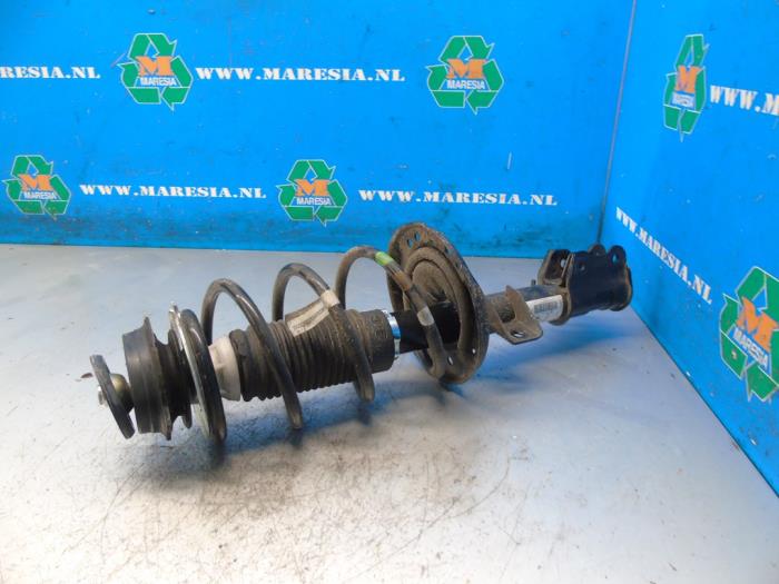 Genuine Fiat 500 Front Left/Right Strut – Driver's Side – Part 51872600 – Used (Good Condition) - View #4
