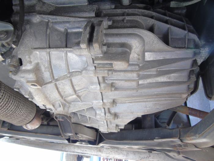 Gebrauchte Getriebe Ssang Yong XLV 1.6 e-XGi 16V 2WD Preis auf Anfrage angeboten von Maresia Auto Recycling B.V.