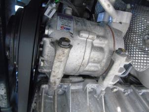 Usagé Pompe clim Ssang Yong XLV 1.6 e-XGi 16V 2WD Prix € 210,00 Règlement à la marge proposé par Maresia Auto Recycling B.V.