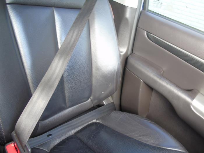 Sicherheitsgurt links vorne van een Hyundai Santa Fe II (CM) 2.2 CRDi 16V 4x4 2011