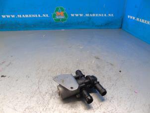 Usados Bomba de agua Lynk &amp; Co 01 1.5 PHEV Precio € 42,00 Norma de margen ofrecido por Maresia Auto Recycling B.V.