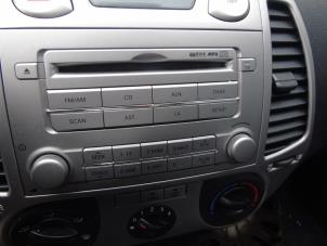 Usados Reproductor de CD y radio Hyundai i20 1.2i 16V Precio de solicitud ofrecido por Maresia Auto Recycling B.V.
