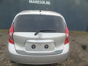 Usados Portón trasero Nissan Note (E12) 1.2 68 Precio € 315,00 Norma de margen ofrecido por Maresia Auto Recycling B.V.