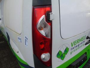Usados Luz trasera izquierda Renault Kangoo Express (FW) ZE Precio € 47,25 Norma de margen ofrecido por Maresia Auto Recycling B.V.