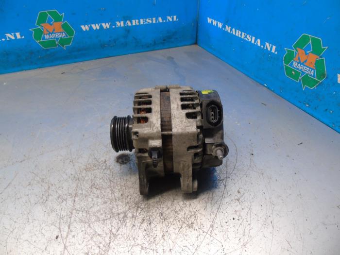 Used Dynamo Kia Sportage (SL) 1.7 CRDi 16V 4x2 Price € 78,75 Margin scheme offered by Maresia Auto Recycling B.V.